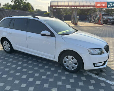 Белый Шкода Октавия, объемом двигателя 1.6 л и пробегом 180 тыс. км за 10400 $, фото 8 на Automoto.ua