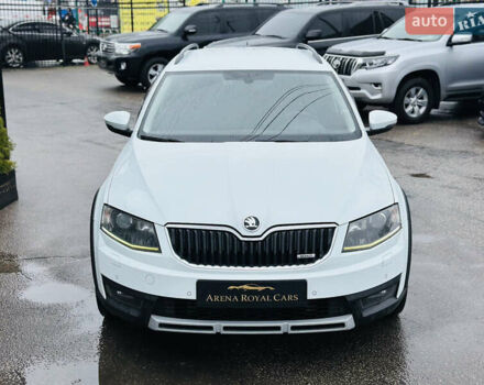Белый Шкода Октавия, объемом двигателя 1.97 л и пробегом 303 тыс. км за 13900 $, фото 7 на Automoto.ua