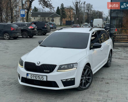 Белый Шкода Октавия, объемом двигателя 2 л и пробегом 269 тыс. км за 14999 $, фото 1 на Automoto.ua