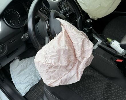 Білий Шкода Октавія, об'ємом двигуна 1.6 л та пробігом 260 тис. км за 3700 $, фото 3 на Automoto.ua