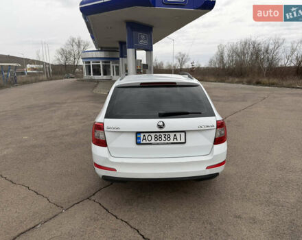 Белый Шкода Октавия, объемом двигателя 1.6 л и пробегом 281 тыс. км за 10800 $, фото 7 на Automoto.ua