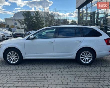 Шкода Октавія 2016 у Івано-Франківську на Automoto.ua Білий Шкода Октавія, об'ємом двигуна 1.6 л та пробігом 230 тис. км за 11300 $, фото 3 на Automoto.ua