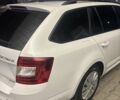 Белый Шкода Октавия, объемом двигателя 2 л и пробегом 205 тыс. км за 14500 $, фото 4 на Automoto.ua