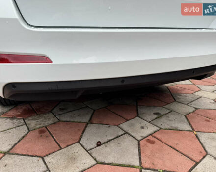 Белый Шкода Октавия, объемом двигателя 1.97 л и пробегом 328 тыс. км за 12300 $, фото 6 на Automoto.ua