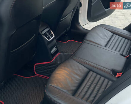 Белый Шкода Октавия, объемом двигателя 2 л и пробегом 269 тыс. км за 14999 $, фото 66 на Automoto.ua