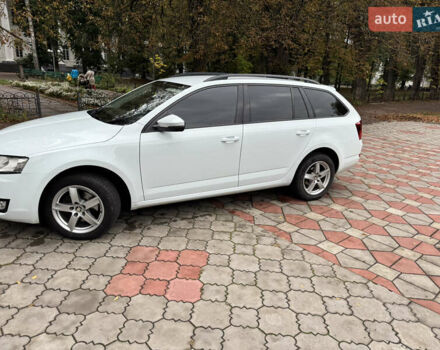 Белый Шкода Октавия, объемом двигателя 1.97 л и пробегом 327 тыс. км за 12500 $, фото 11 на Automoto.ua