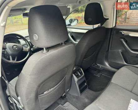 Белый Шкода Октавия, объемом двигателя 1.97 л и пробегом 328 тыс. км за 12300 $, фото 29 на Automoto.ua