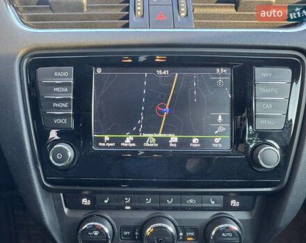 Білий Шкода Октавія, об'ємом двигуна 1.97 л та пробігом 280 тис. км за 13800 $, фото 25 на Automoto.ua