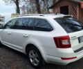 Белый Шкода Октавия, объемом двигателя 2 л и пробегом 294 тыс. км за 12900 $, фото 5 на Automoto.ua