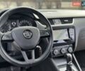 Белый Шкода Октавия, объемом двигателя 2 л и пробегом 240 тыс. км за 12000 $, фото 5 на Automoto.ua