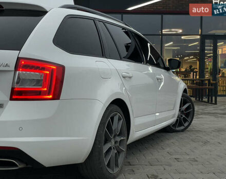 Белый Шкода Октавия, объемом двигателя 2 л и пробегом 269 тыс. км за 14999 $, фото 38 на Automoto.ua