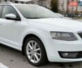 Белый Шкода Октавия, объемом двигателя 1.97 л и пробегом 299 тыс. км за 10800 $, фото 1 на Automoto.ua