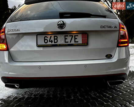 Білий Шкода Октавія, об'ємом двигуна 2 л та пробігом 255 тис. км за 13900 $, фото 44 на Automoto.ua