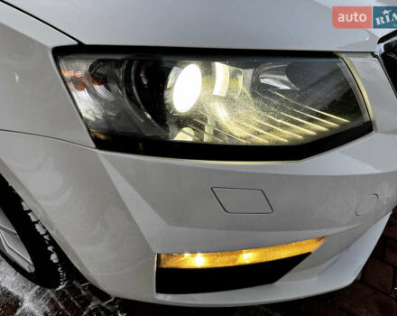 Білий Шкода Октавія, об'ємом двигуна 2 л та пробігом 255 тис. км за 13900 $, фото 75 на Automoto.ua