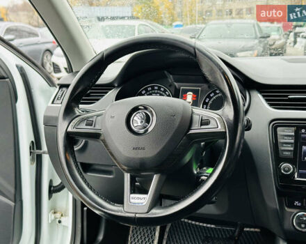 Белый Шкода Октавия, объемом двигателя 1.97 л и пробегом 303 тыс. км за 13900 $, фото 22 на Automoto.ua