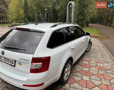 Белый Шкода Октавия, объемом двигателя 1.97 л и пробегом 328 тыс. км за 12300 $, фото 4 на Automoto.ua