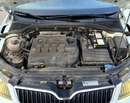 Білий Шкода Октавія, об'ємом двигуна 2 л та пробігом 250 тис. км за 13400 $, фото 8 на Automoto.ua