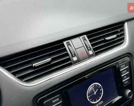 Белый Шкода Октавия, объемом двигателя 1.6 л и пробегом 231 тыс. км за 11850 $, фото 38 на Automoto.ua