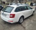 Белый Шкода Октавия, объемом двигателя 1.6 л и пробегом 227 тыс. км за 10500 $, фото 2 на Automoto.ua