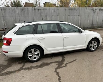Белый Шкода Октавия, объемом двигателя 1.6 л и пробегом 139 тыс. км за 4300 $, фото 4 на Automoto.ua