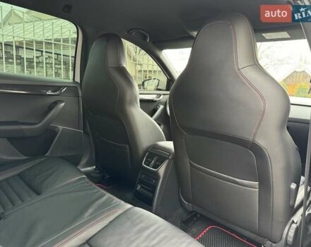 Белый Шкода Октавия, объемом двигателя 1.97 л и пробегом 268 тыс. км за 14500 $, фото 52 на Automoto.ua