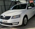 Білий Шкода Октавія, об'ємом двигуна 1.4 л та пробігом 200 тис. км за 9700 $, фото 1 на Automoto.ua