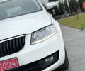 Белый Шкода Октавия, объемом двигателя 1.6 л и пробегом 231 тыс. км за 11850 $, фото 4 на Automoto.ua
