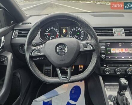 Білий Шкода Октавія, об'ємом двигуна 2 л та пробігом 254 тис. км за 16699 $, фото 59 на Automoto.ua