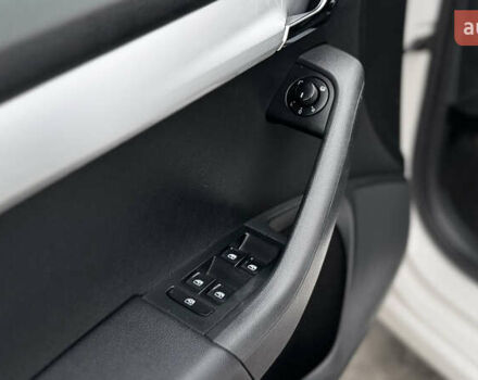 Белый Шкода Октавия, объемом двигателя 1.6 л и пробегом 231 тыс. км за 11850 $, фото 29 на Automoto.ua