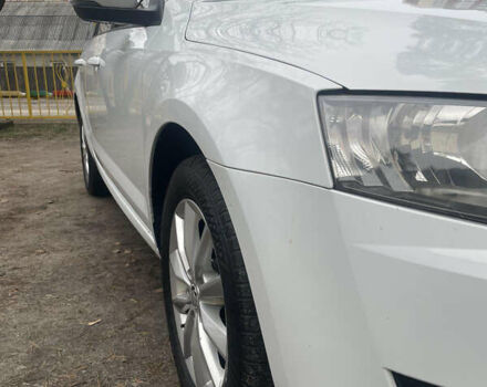 Белый Шкода Октавия, объемом двигателя 2 л и пробегом 290 тыс. км за 11700 $, фото 8 на Automoto.ua