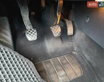 Белый Шкода Октавия, объемом двигателя 1.6 л и пробегом 255 тыс. км за 11871 $, фото 3 на Automoto.ua