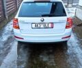 Белый Шкода Октавия, объемом двигателя 2 л и пробегом 328 тыс. км за 11200 $, фото 1 на Automoto.ua