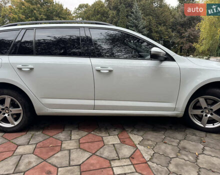 Белый Шкода Октавия, объемом двигателя 1.97 л и пробегом 328 тыс. км за 12300 $, фото 38 на Automoto.ua