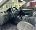 Белый Шкода Октавия, объемом двигателя 1.6 л и пробегом 261 тыс. км за 10500 $, фото 5 на Automoto.ua