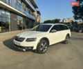 Білий Шкода Октавія, об'ємом двигуна 2 л та пробігом 280 тис. км за 14500 $, фото 1 на Automoto.ua