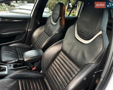 Білий Шкода Октавія, об'ємом двигуна 2 л та пробігом 255 тис. км за 13900 $, фото 53 на Automoto.ua