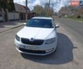Белый Шкода Октавия, объемом двигателя 1.6 л и пробегом 249 тыс. км за 12500 $, фото 3 на Automoto.ua