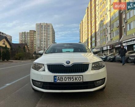 Белый Шкода Октавия, объемом двигателя 1.6 л и пробегом 270 тыс. км за 13600 $, фото 4 на Automoto.ua