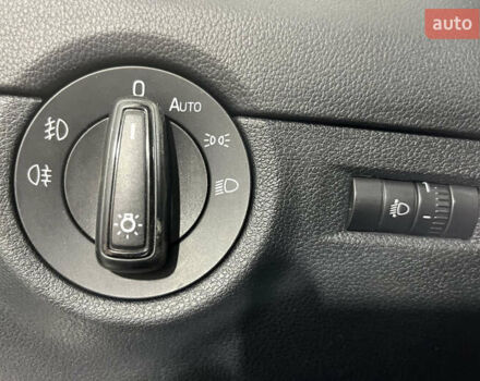 Белый Шкода Октавия, объемом двигателя 1.6 л и пробегом 228 тыс. км за 14230 $, фото 19 на Automoto.ua