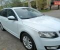 Белый Шкода Октавия, объемом двигателя 1.6 л и пробегом 255 тыс. км за 12000 $, фото 6 на Automoto.ua