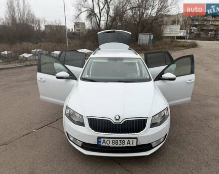 Белый Шкода Октавия, объемом двигателя 1.6 л и пробегом 281 тыс. км за 10800 $, фото 22 на Automoto.ua
