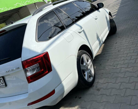 Шкода Октавія 2016 у Вінниці на Automoto.ua Білий Шкода Октавія, об'ємом двигуна 1.6 л та пробігом 270 тис. км за 10700 $, фото 9 на Automoto.ua