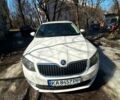 Белый Шкода Октавия, объемом двигателя 1.6 л и пробегом 185 тыс. км за 9000 $, фото 1 на Automoto.ua