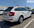 Белый Шкода Октавия, объемом двигателя 1.6 л и пробегом 150 тыс. км за 13800 $, фото 3 на Automoto.ua