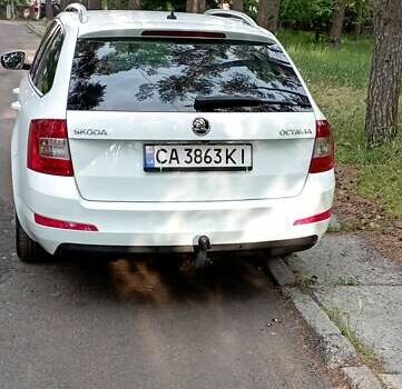 Белый Шкода Октавия, объемом двигателя 1.97 л и пробегом 244 тыс. км за 14000 $, фото 4 на Automoto.ua