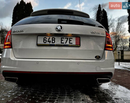 Білий Шкода Октавія, об'ємом двигуна 2 л та пробігом 255 тис. км за 13900 $, фото 64 на Automoto.ua