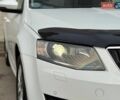 Белый Шкода Октавия, объемом двигателя 1.8 л и пробегом 210 тыс. км за 12000 $, фото 23 на Automoto.ua