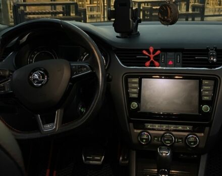 Белый Шкода Октавия, объемом двигателя 2 л и пробегом 269 тыс. км за 14999 $, фото 15 на Automoto.ua