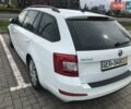 Белый Шкода Октавия, объемом двигателя 2 л и пробегом 291 тыс. км за 13700 $, фото 3 на Automoto.ua