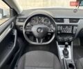 Белый Шкода Октавия, объемом двигателя 1.8 л и пробегом 210 тыс. км за 12000 $, фото 5 на Automoto.ua